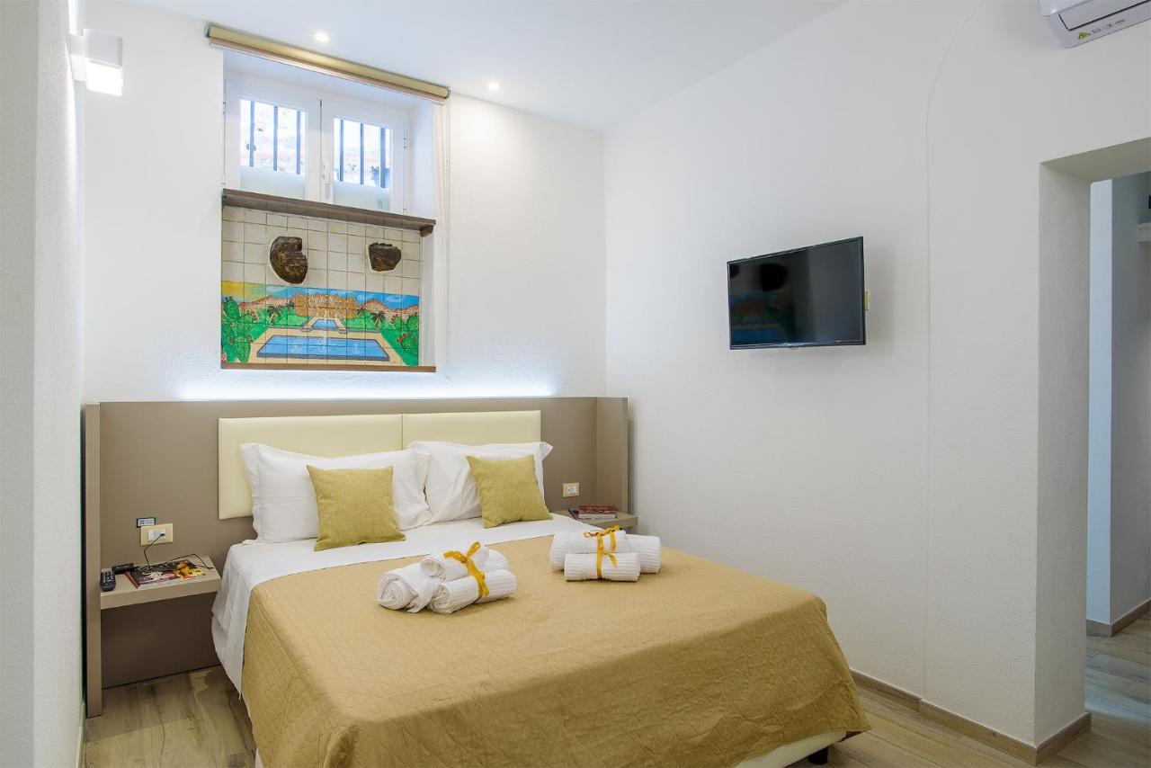 Barlaman Luxury Rooms Palermo Dış mekan fotoğraf